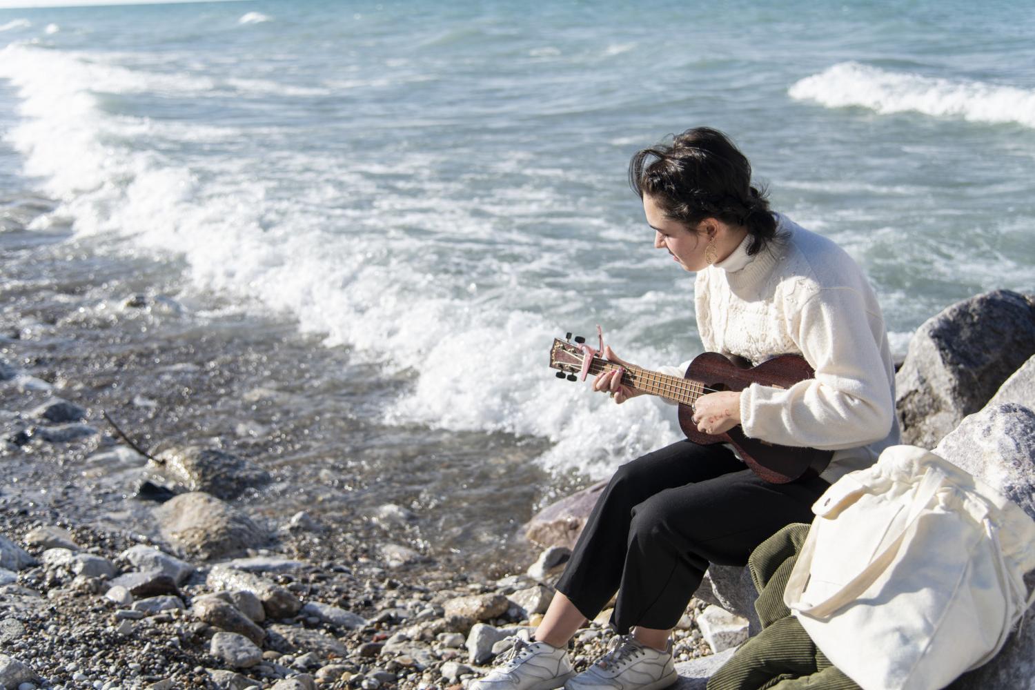 Many 全球十大赌钱排行app students have been known to bring an instrument down to the waterfront (although it...